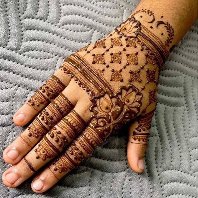 karwa chauth mehndi design